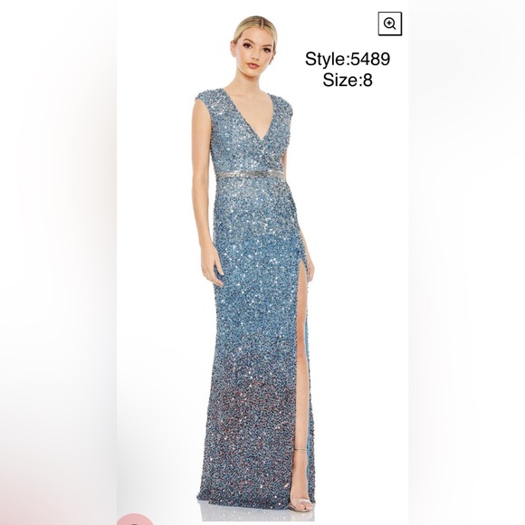 Mac Duggal Dresses & Skirts - Cap sleeve Ombré sequin gown